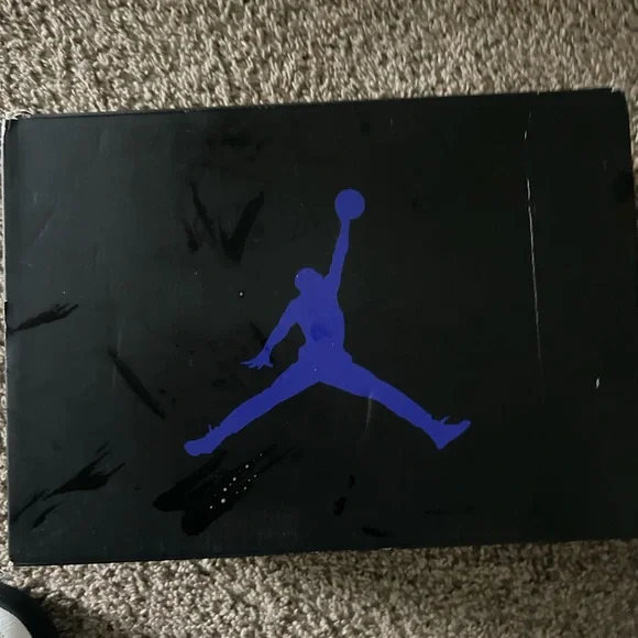 Jordan Retro White and Purple Sneakers - Picture 3 of 13